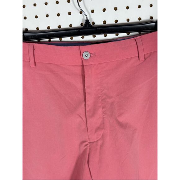 Peter Millar performance shorts size 38 - Picture 3 of 8